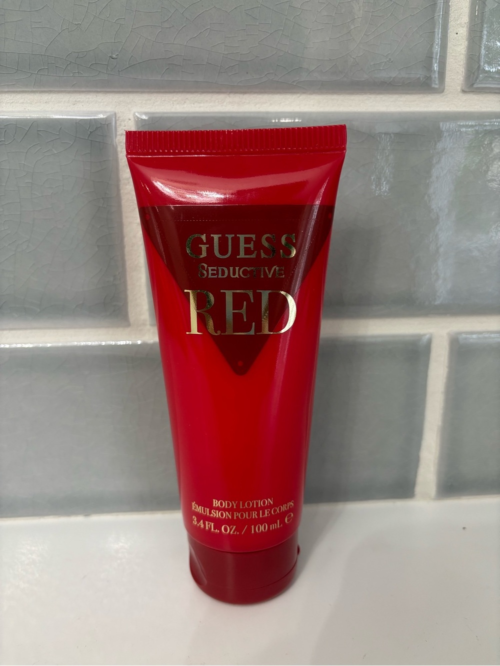Guess Seductive Red Body Lotion - new